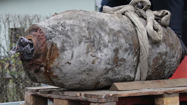 Hava limanında II Dünya müharibəsinə aid bomba tapıldı
