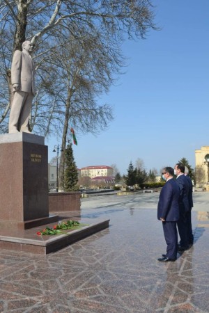 Novruz Aslanov Ağsaqqallar şurasının yığıncağında iştirak etdi - FOTOLAR