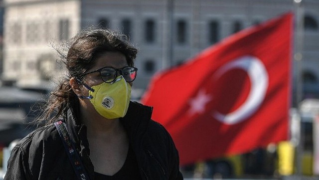 Türkiyədə koronavirusdan ölüm sayı 43 mini ötdü 
