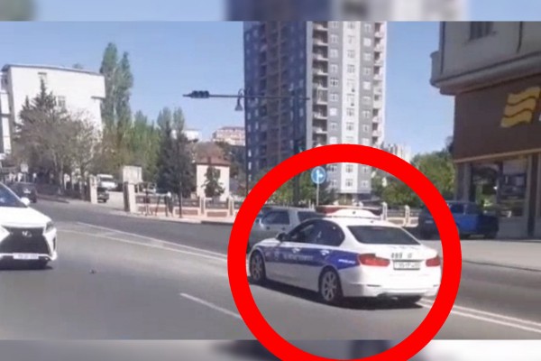 Bakıda YPX avtomobili yolun ortasında "protiv" saxladı - VİDEO