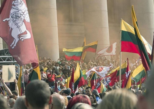 "Etirazçıları ciddi cəza gözləyir" - Litva polisi