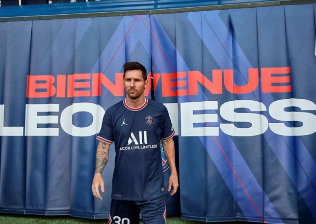 Messi "PSJ"də ilk oyununa çıxdı 