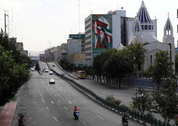 İranda beşgünlük lokdaun elan edildi 