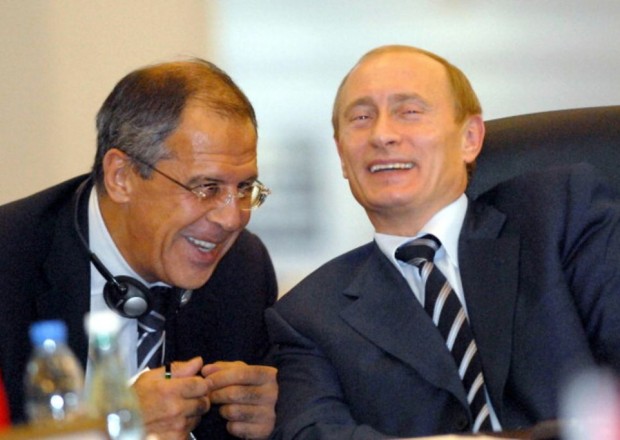 "Bəzən Lavrova onun müdafiə naziri olmadığını xatırladıram" - Putin