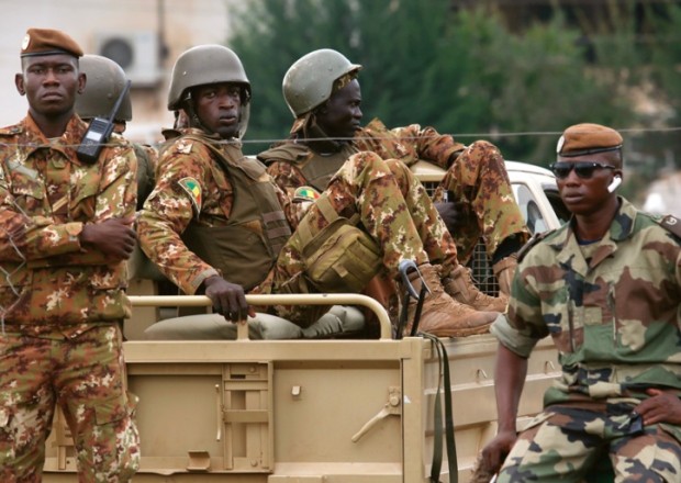Nigeriyada naməlum silahlılar 20 nəfəri ÖLDÜRDÜ