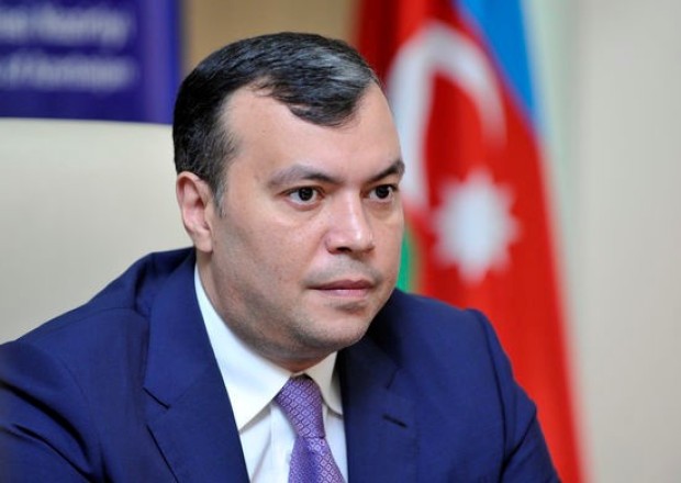 "Sən köhnə hamama, yeni qayda gətirəcəksən?" - Partiya sədri Sahil Babayevi tənqid etdi