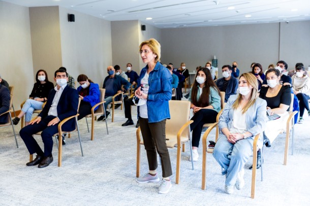 Bakcell jurnalistlər üçün seminar təşkil etdi - FOTO/VİDEO
