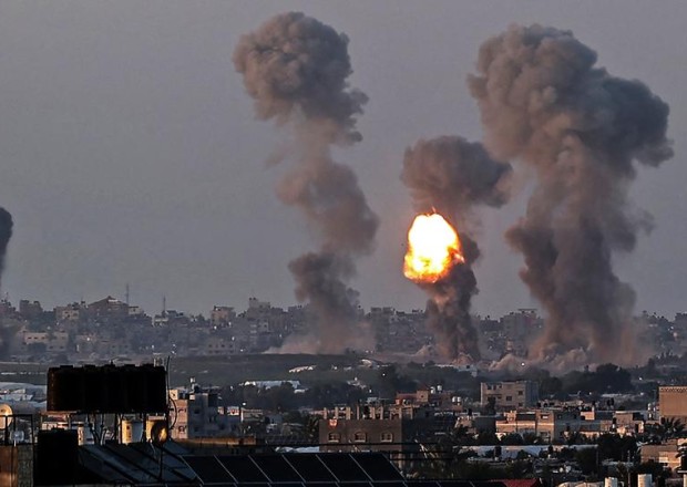 İsrail Suriyaya hava zərbələri endirdi - Ölən və yaralananlar var