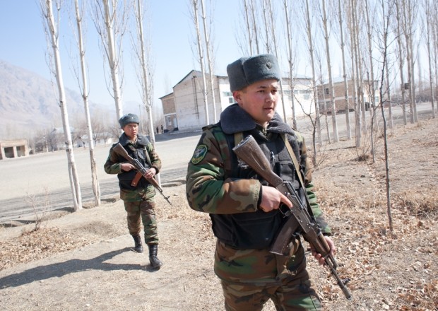 Qırğızıstan-Tacikistan sərhədindəatışma
