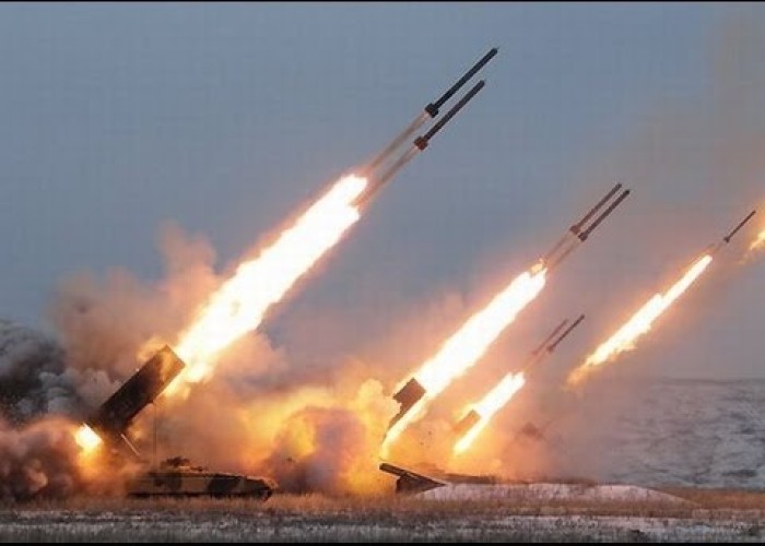 Ukrayna "Qasırğa" raketlərini Rusiya ilə sərhəddəyerləşdirdi