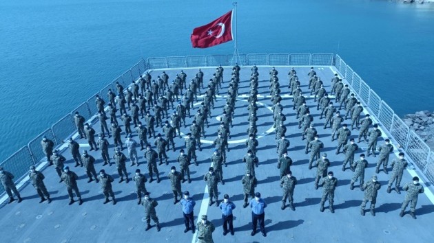 Türkiyə üç dənizdə hərbi təlimlər keçirir - VİDEO