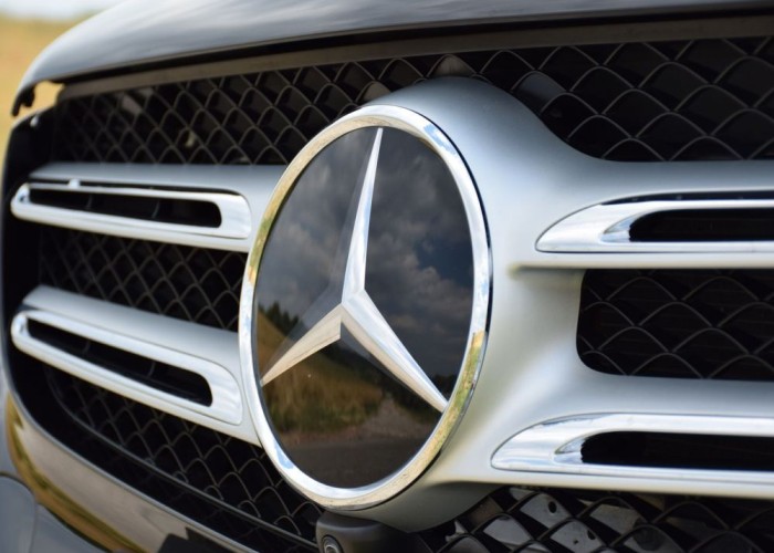 “Mercedes” 38 mindən çox avtomobili geri çağırdı