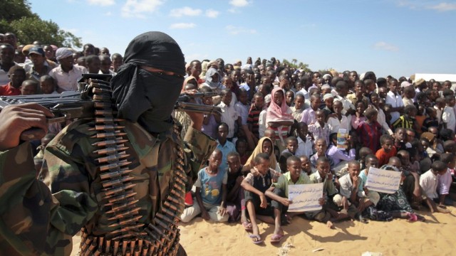 Somaliyə gedən ərzaq yardımı maşınları güllələnib - 18 ölü