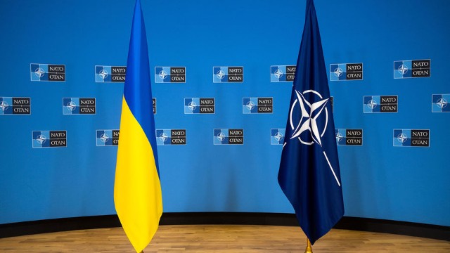 "Ukrayna NATO-ya sürətləndirilmiş prosedurla müraciət edir" Ukrayna prezidenti
