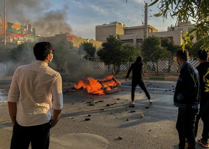 İranda baş verən hadisələrdə daha 19 nəfər ÖLÜB