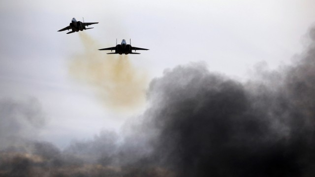 İsrail aviasiyası Dəməşqi bombaladı