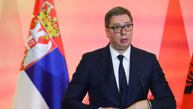Serbiya prezidenti orduya "hazır ol" əmri verib 