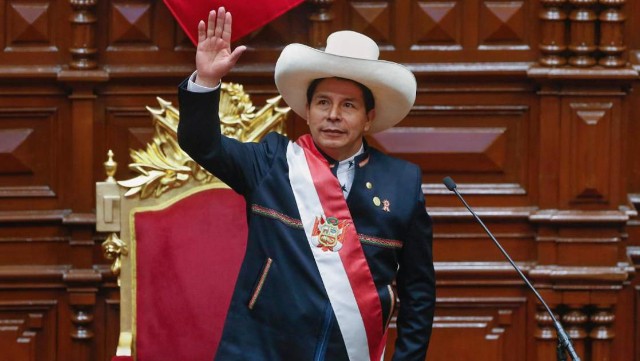 Peru parlamenti devrilmiş prezidentin toxunulmazlığını ləğv edib 