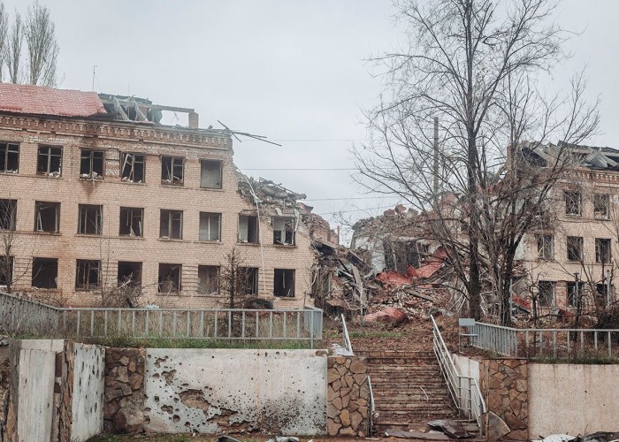 Rusların işğal etdiyi Soledar şəhərində salamat bina qalmayıb - VİDEO
