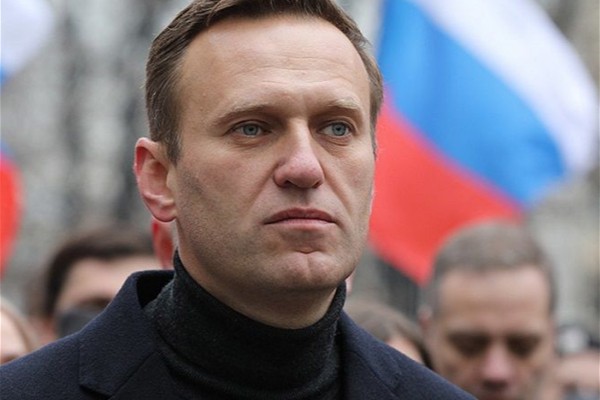 Aleksey Navalnı tanınmaz halda - FOTO