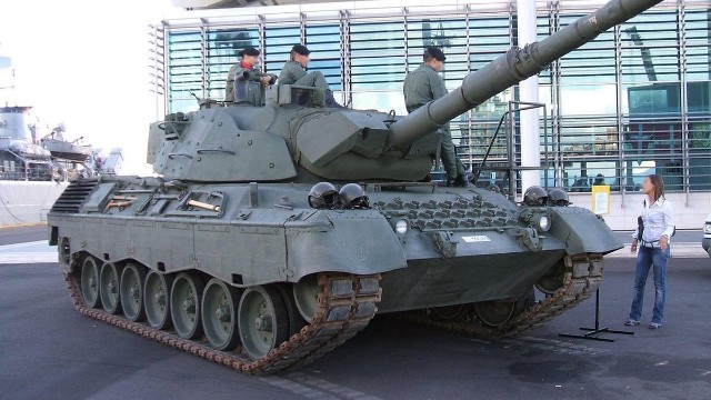 Bu ölkə köhnəlmiş tanklarını Ukraynaya verəcək