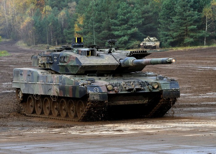 Kanada Ukraynaya "Leopard 2" tankı göndərib