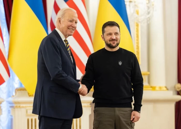 ABŞ-dan Ukraynaya 2 milyard dollarlıq hərbi yardım - YENİLƏNİB