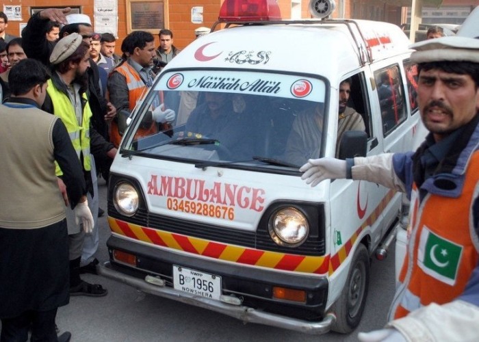 Pakistanda yol qəzası - 13 nəfər öldü