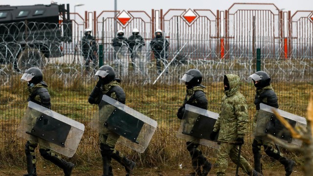 Ukraynanın 17 min əsgəri Belarus sərhədi yaxınlığında toplandı