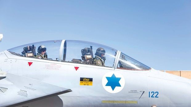 İsraildə F-15 pilotları təlim keçməkdən imtina etdilər