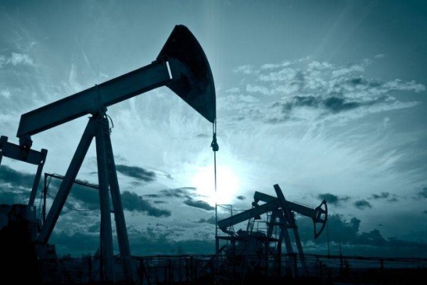 ABŞ-ın neft ehtiyatları azalıb