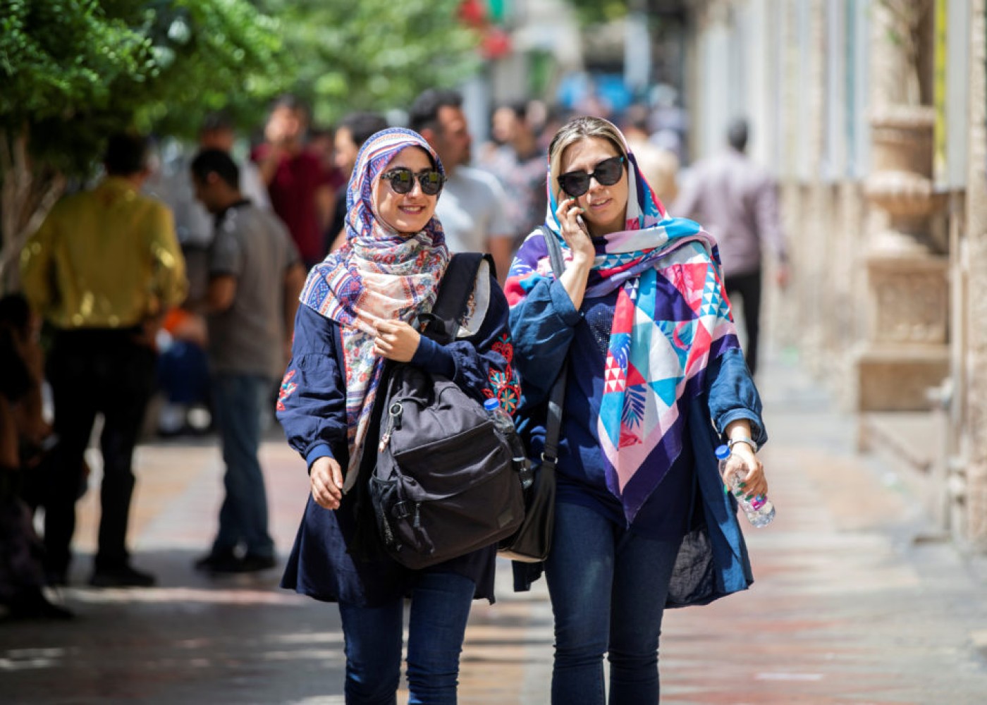 İranda hicabsız qadınlar müşahidə kameraları ilə müəyyən ediləcək