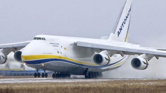 Ukrayna Rusiyadan müsadirə edilən An-124-ü Kanadadan alacaq