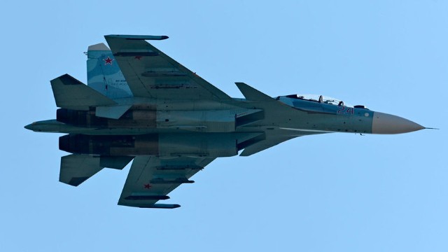 Rusiya Fransa və Almaniyaya qarşı Su-27-ləri havaya qaldırdı