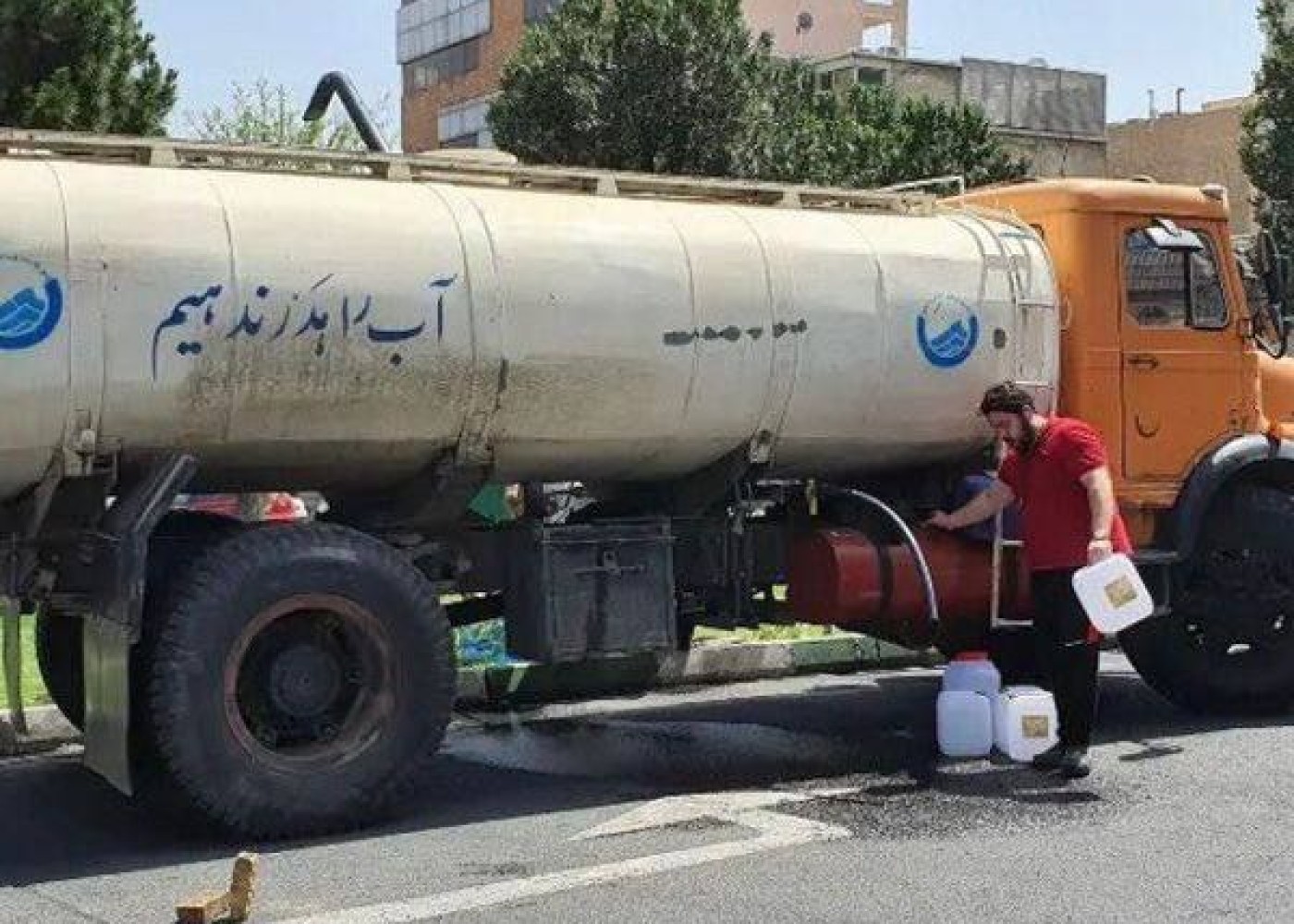 İranda su və çörək qıtlığı YARANDI