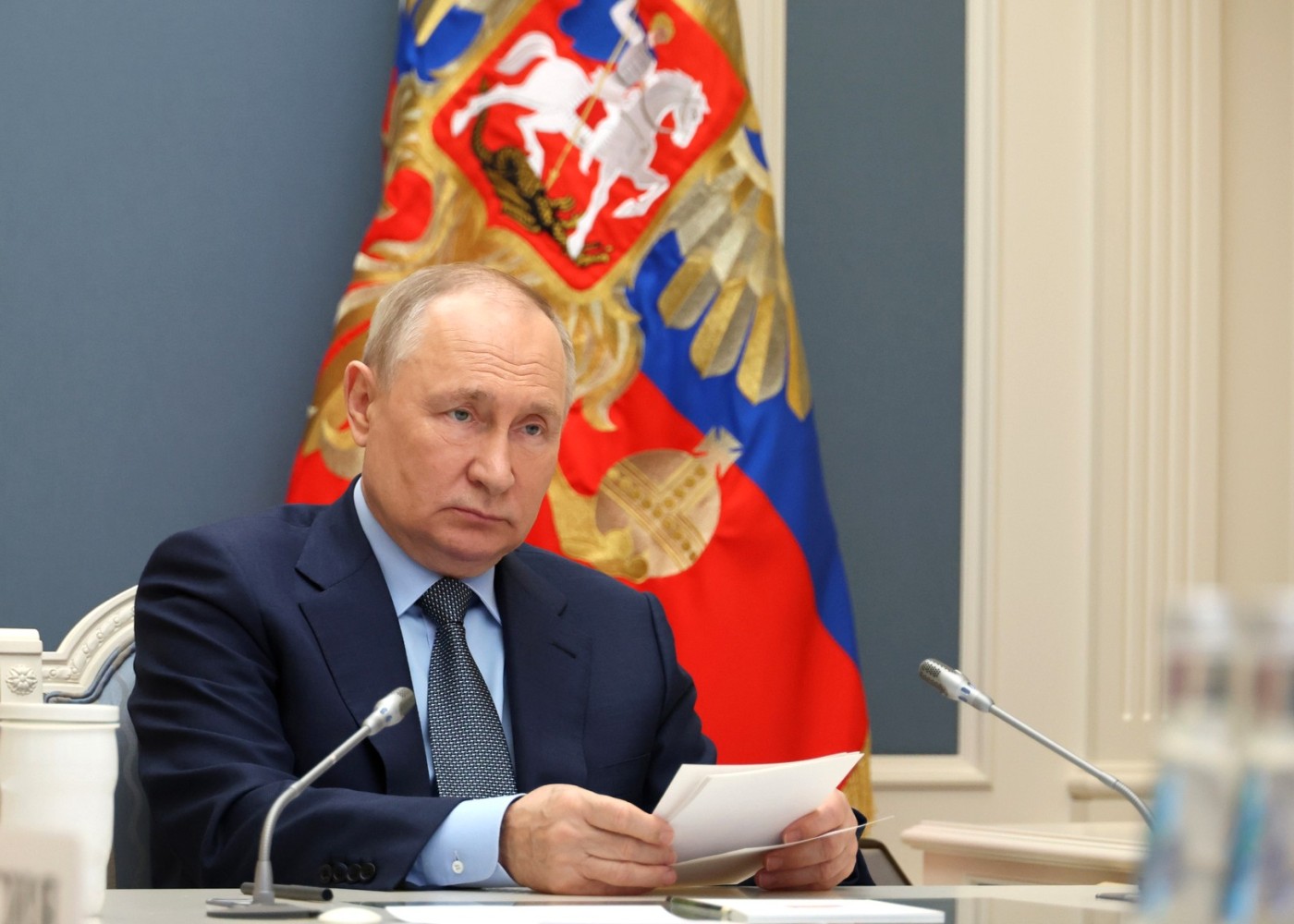 Putin ermənini KTMT nümayəndəsi vəzifəsindən azad etdi - FOTO
