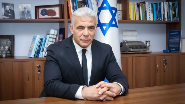 "Netanyahu ölkəmiz üçün təhlükədir" - Yair Lapid