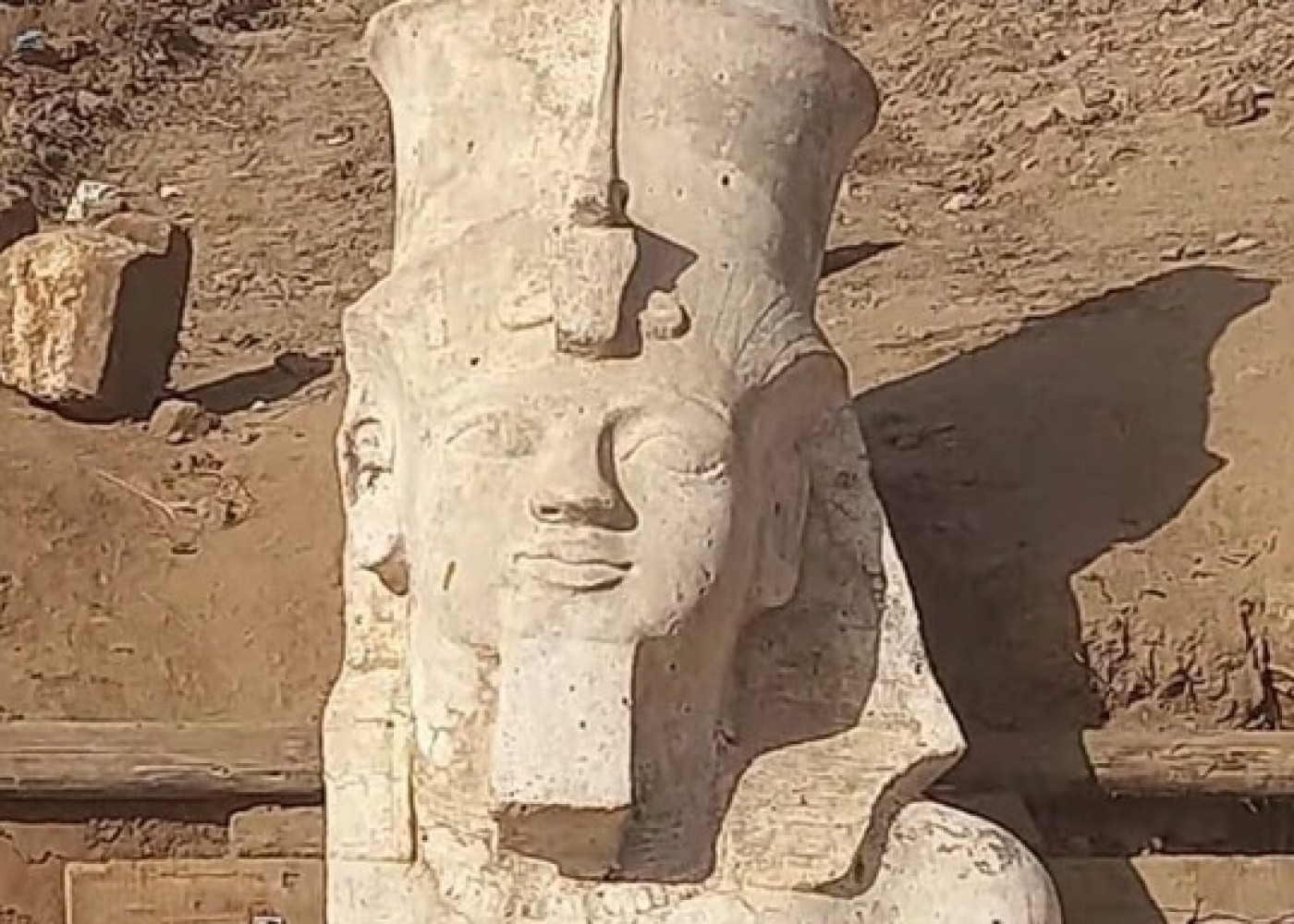 II Ramzesin heykəli Misirə qaytarıldı