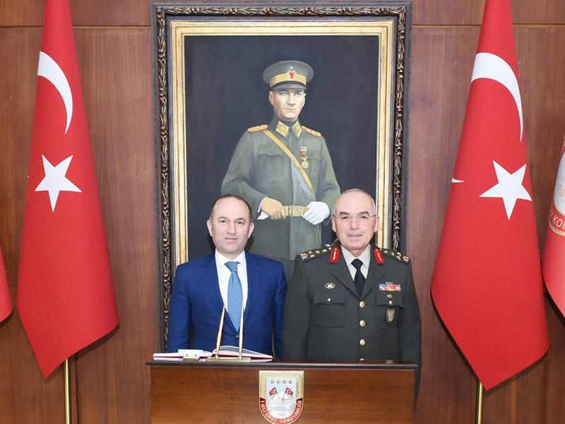 Türkiyənin ordu generalından Aprel döyüşləri ilə bağlı    AÇIQLAMA