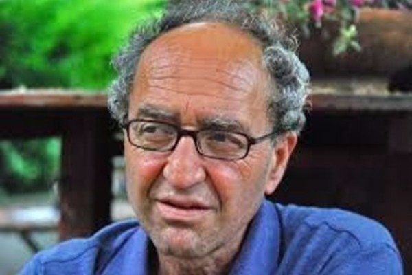 Erməni soyqırımı iddiaları ilə tanınan türk əsilli yazıçı saxlanıldı 