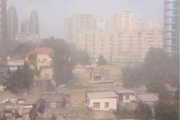 Bakını bürüyən toz-dumanının SƏBƏBİ -   Nazirlikdən AÇIQLAMA