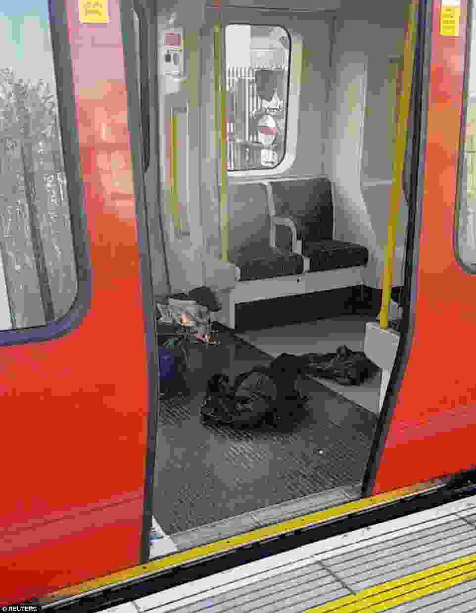 Metroda növbəti   bomba tapıldı (FOTOLAR)