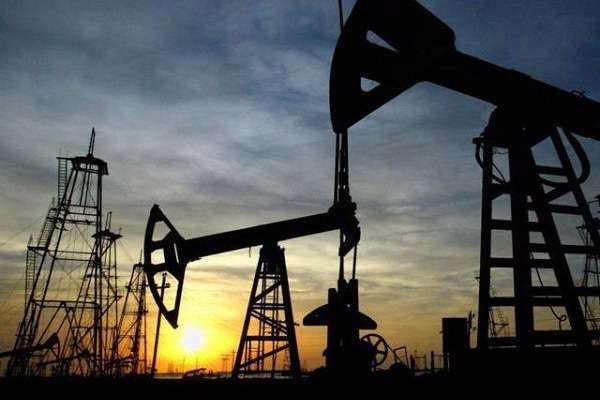 Azərbaycanda neft hasilatı 10% azaldı 