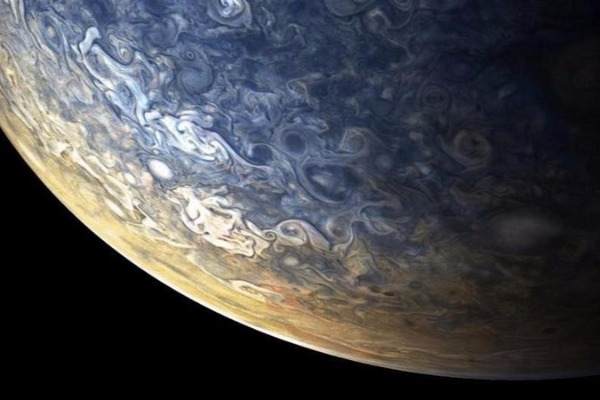 NASA Yupiterin ən yeni fotolarını yaydı -  FOTO