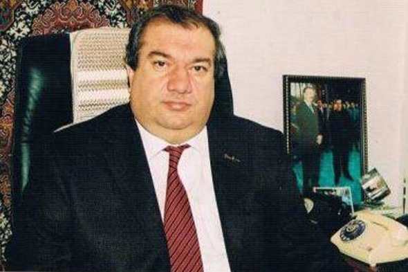 Prezident sabiq icra başçısına Tərəqqi medalı verdi  