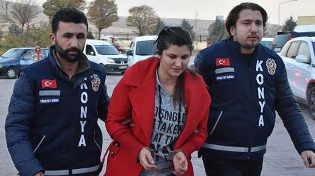 Azərbaycanlı qadın türk sevgilisini yolun ortasında bıçaqlayıb öldürdü  - Nəsli dua etsin ki ... - FOTO