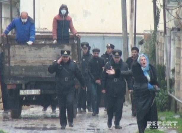 3 il əvvəl öldürülən qadın və 4 qızının meyiti   basdırıldığı yerən çıxarıldı (FOTO)
