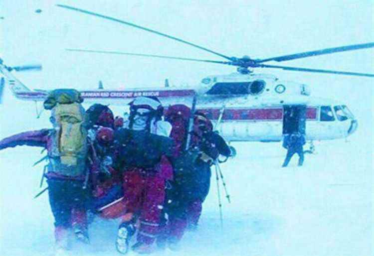 Qar uçqunu baş verdi -  9 alpinist qar altında qaldı - FOTO