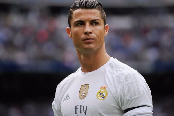  Ronaldo da vergidən yayınıb  - 30 milyon cərimə