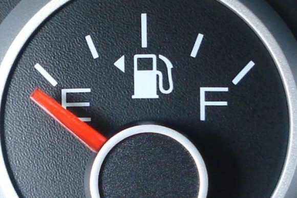 Avtomobilin daha az benzin yandırması üçün NƏ ETMƏLİ?  - VİDEO